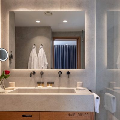 family-room-with-2-bedrooms